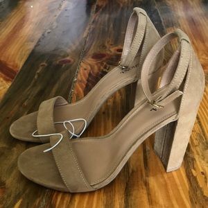 Brand new Merona Heels